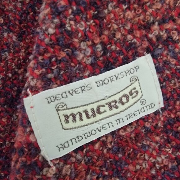 Vintage Mucros Weavers‎  Scarf Hand Woven In Ireland Reds Classic Unisex - Picture 3 of 4